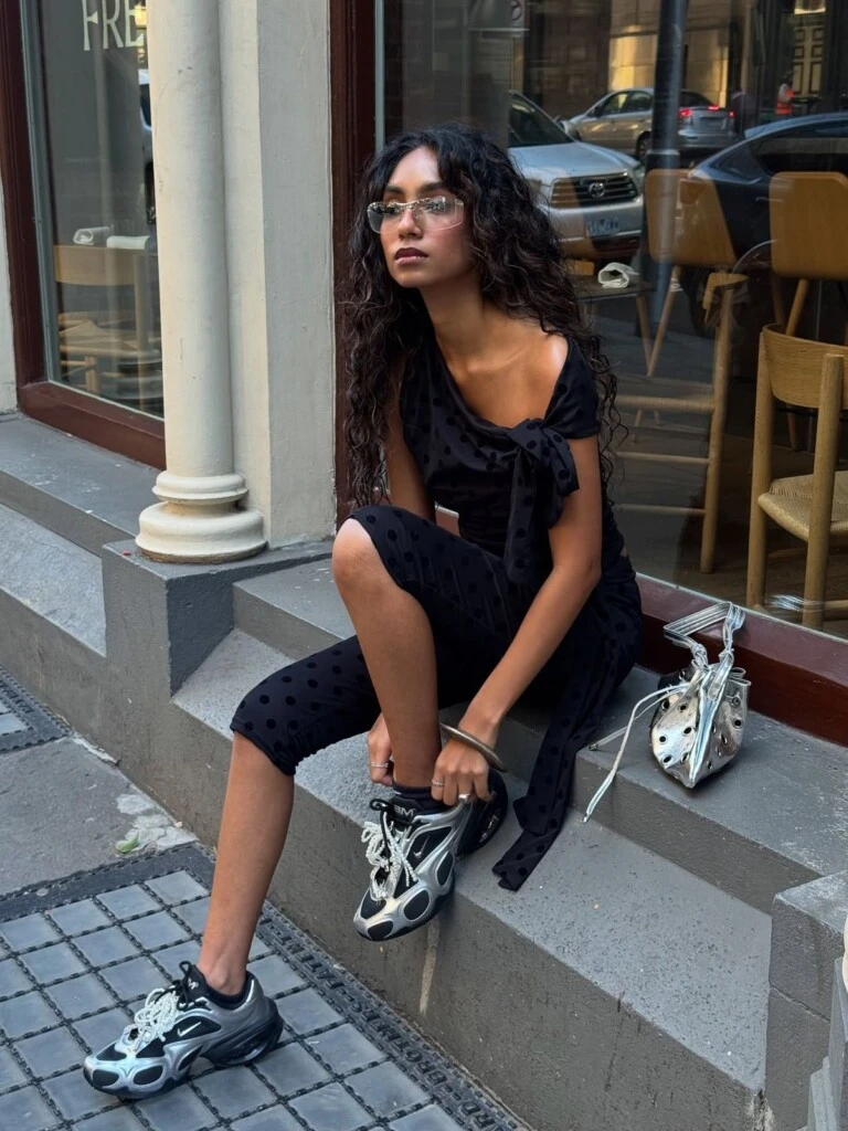 Con los capris + zapatillas podés armar un look súper relajado.