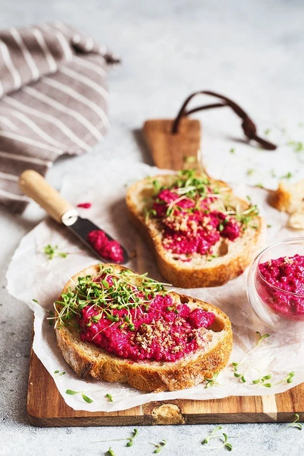 Tostadas francesas rosas: una receta con remolacha


