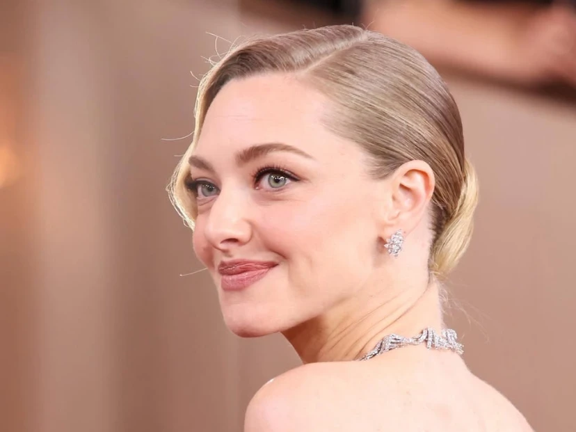 Amanda Seyfried y la belleza real hablar de rosácea también es cuidar la piel