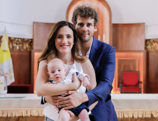Así fue el bautismo de Vicente, el hijo de Carolina Amoroso y Guido Covini: las fotos de la celebración íntima