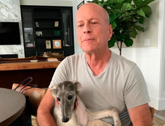 "No sabe que está enfermo y me alegra que no lo sepa": el modo en que Bruce Willis vive su demencia y el alivio de su mujer