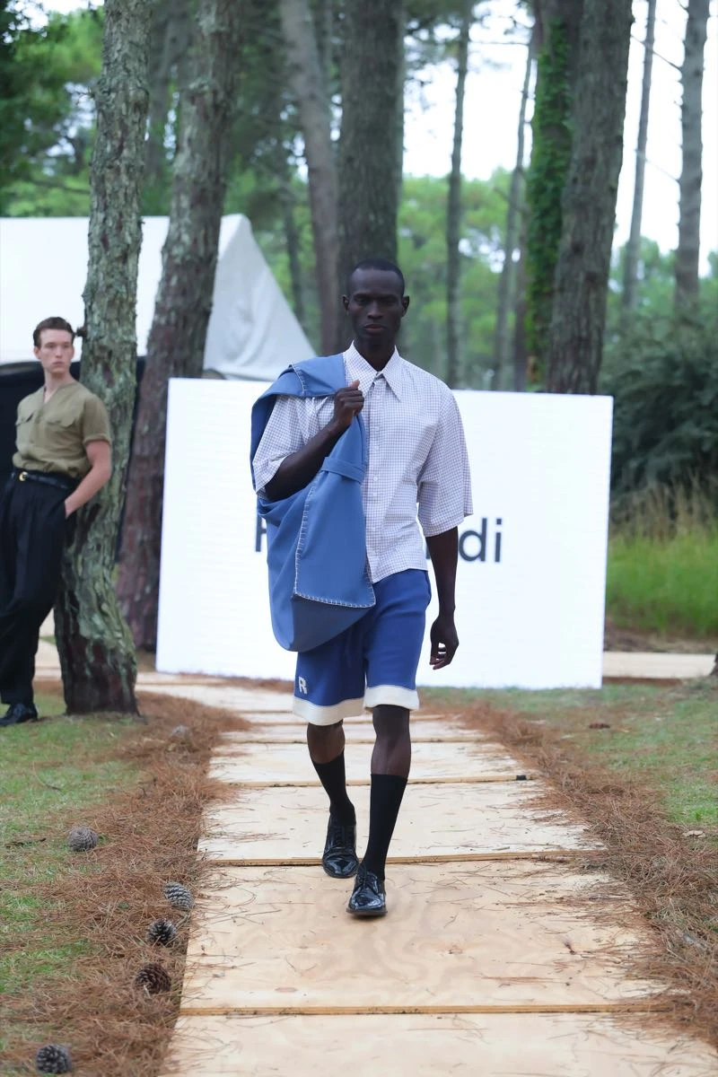 Desfile de Raimondi.