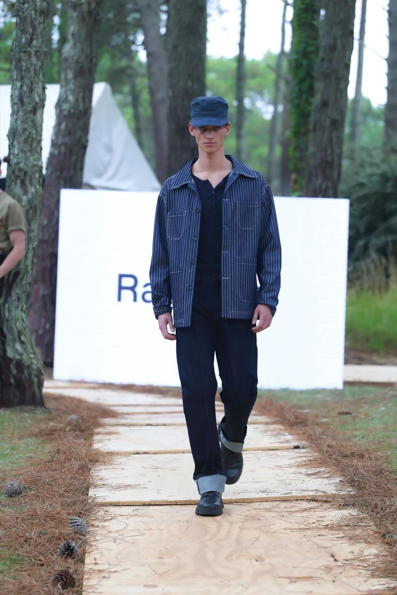 Desfile de Raimondi.