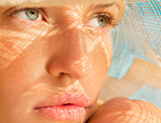 Piel y playa: los ingredientes clave para hidratar y calmar la piel después del sol