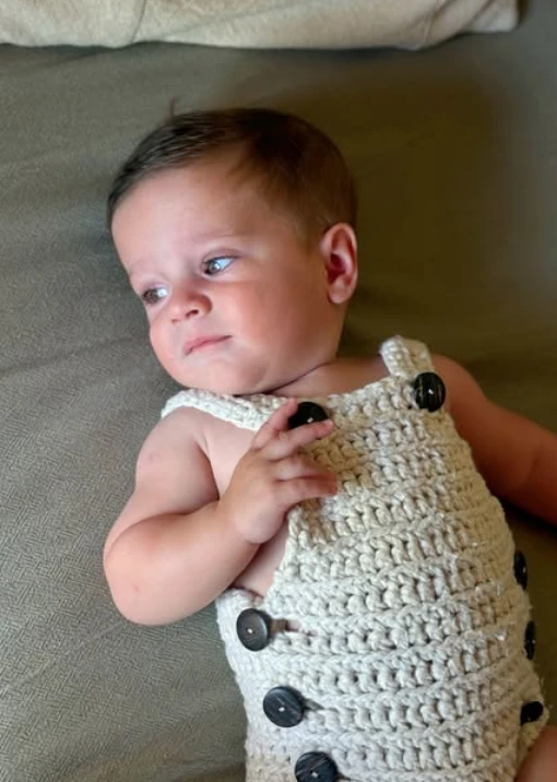 Jimena Barón mostró por primera vez la carita de su hijo Arturo.