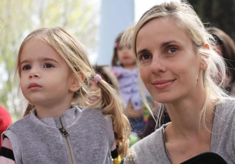 Julieta Cardinali saludó a su hija Charo con un emotivo posteo en sus redes sociales.