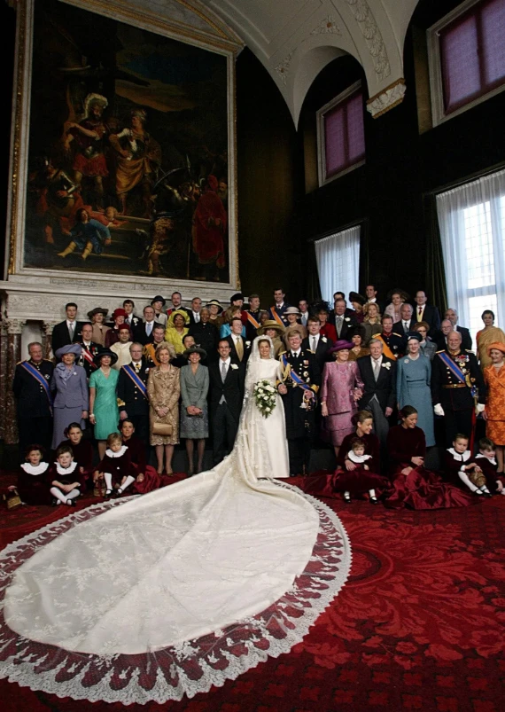 Máxima Zorreguieta llevó un vestido del diseñador Valentino en el día de su boda con el rey Alejandro de los Países bajos. 