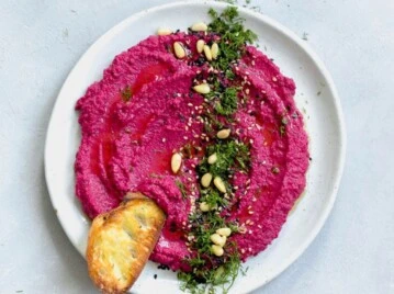 Hummus rosa casero: una receta fácil, saludable y cremosa