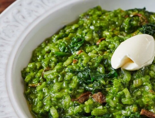 Risotto verde con espinaca: receta fácil y cremosa paso a paso