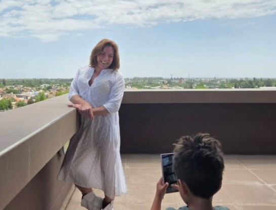 El divertido momento que compartió Lizy Tagliani junto a su hijo, Tati: "La producción de fotos…"