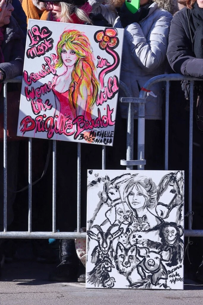 Funeral de Brigitte Bardot miles de personas despidieron a la icónica actriz en Saint-Tropez