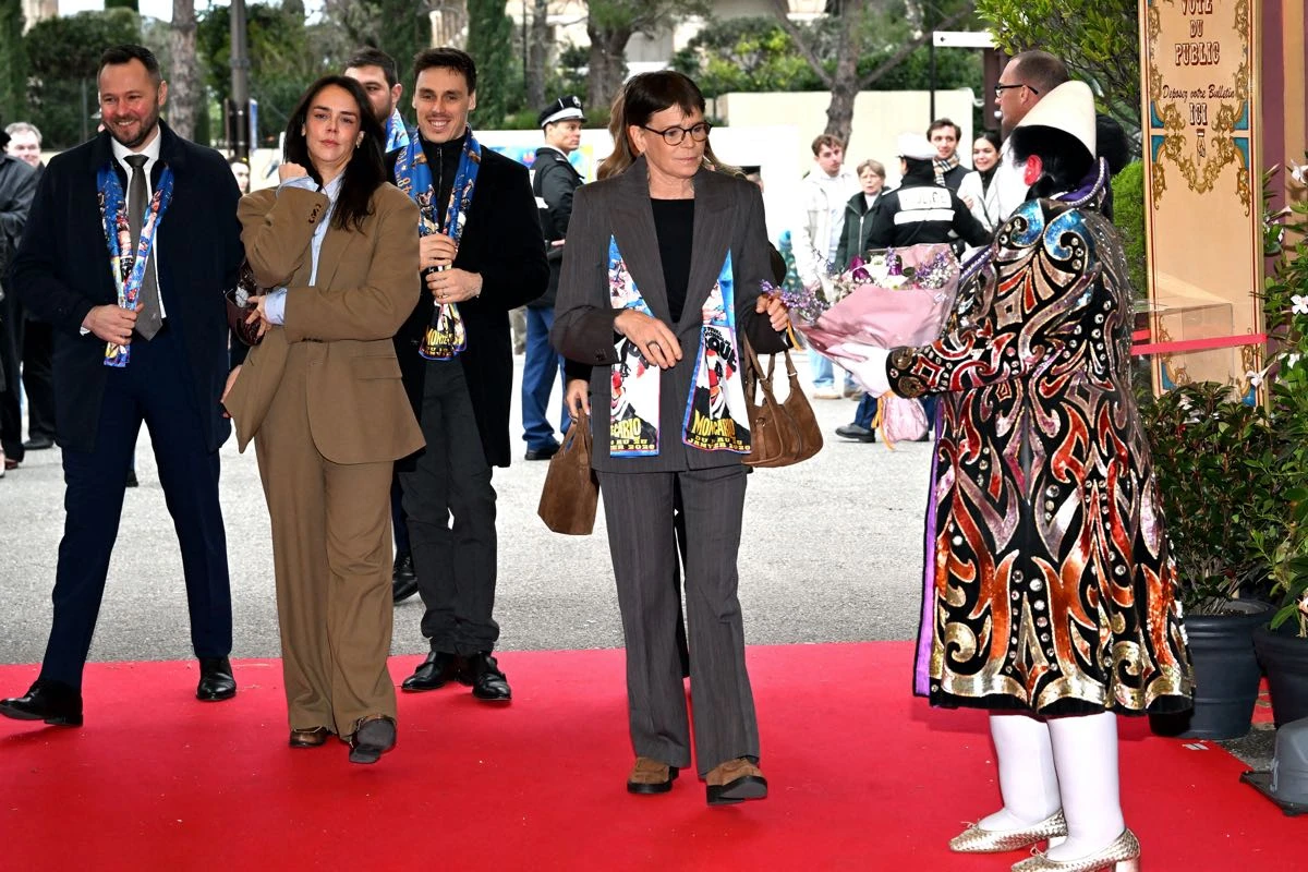 Pauline Ducruet, la princesa Estefanía de Monaco, Louis Ducruet y Camille Gottlieb en Mónaco.