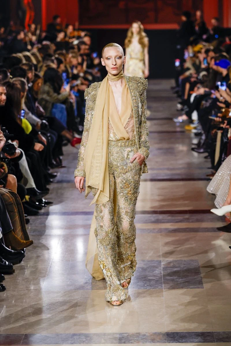 Desfile Elie Saab, colección Haute Couture primavera verano 2026