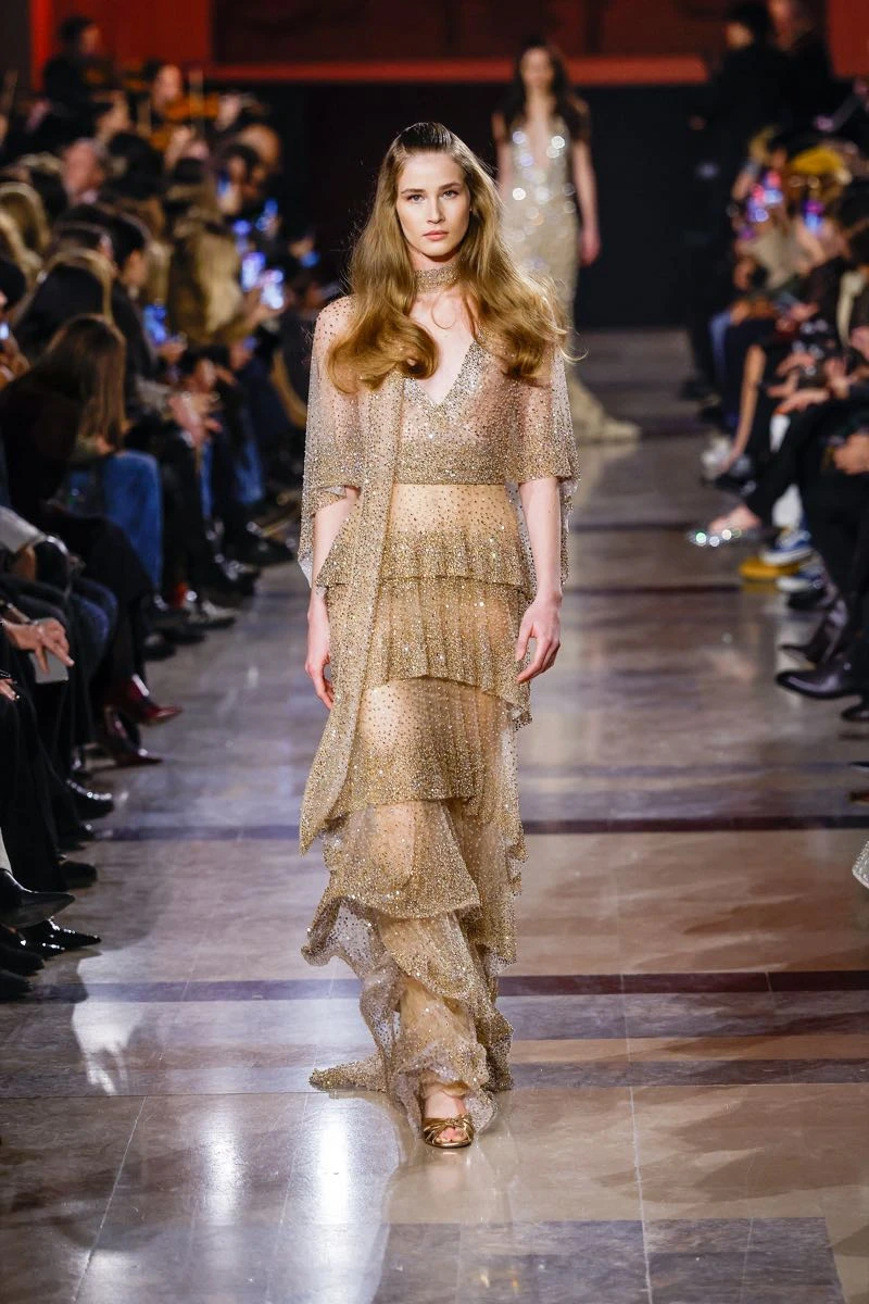 Desfile Elie Saab, colección Haute Couture primavera verano 2026
