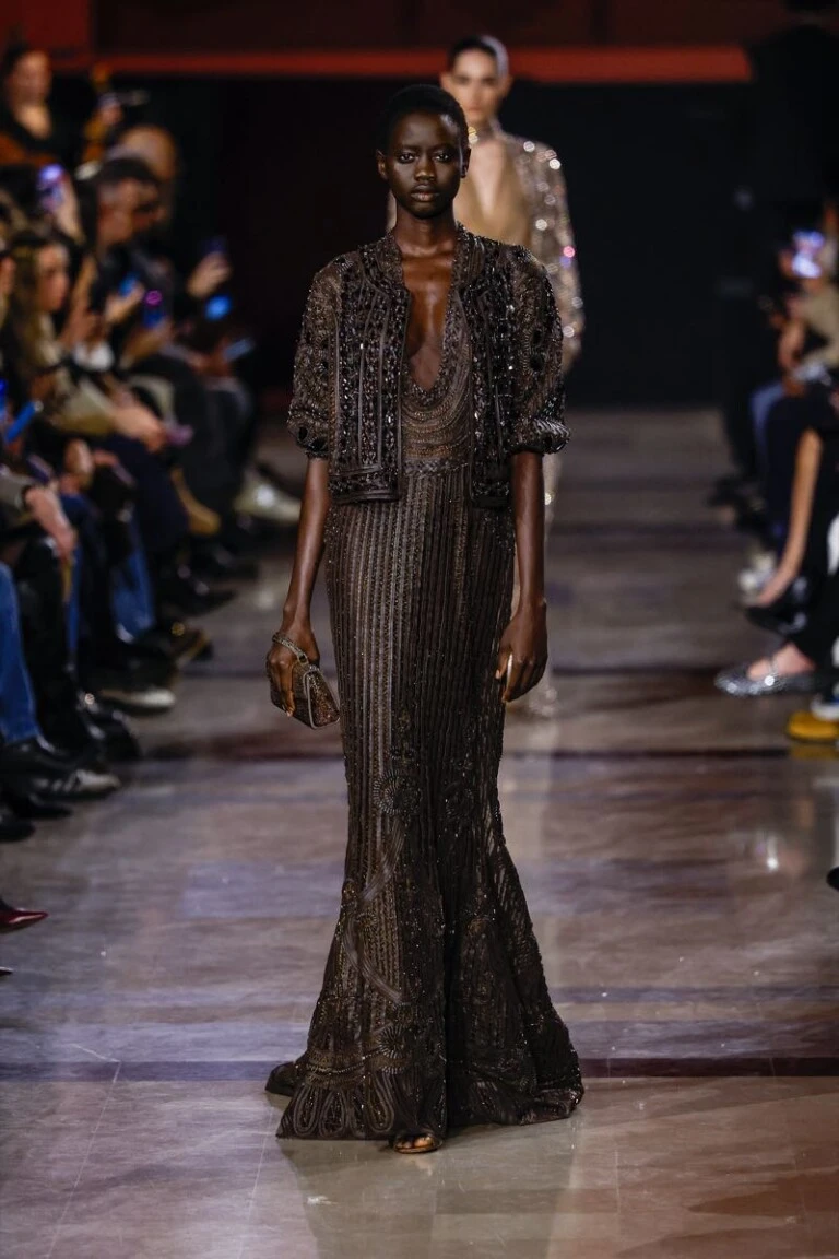 Desfile Elie Saab, colección Haute Couture primavera verano 2026