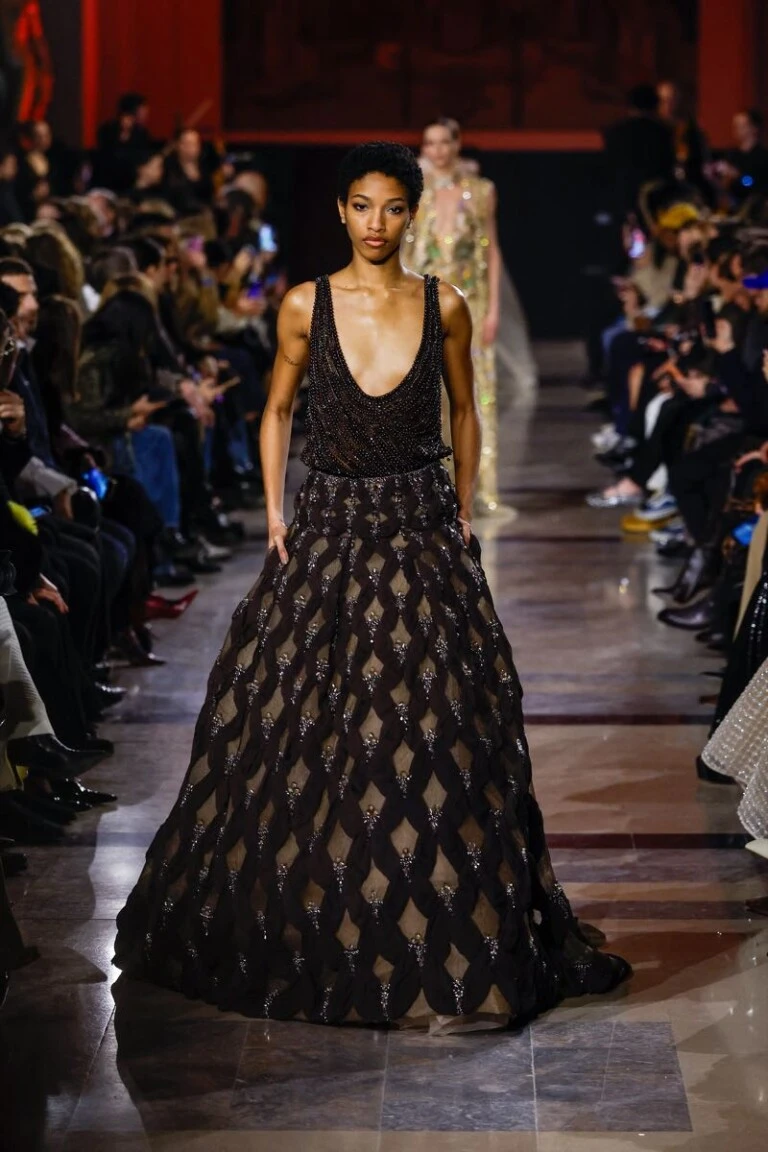 Desfile Elie Saab, colección Haute Couture primavera verano 2026