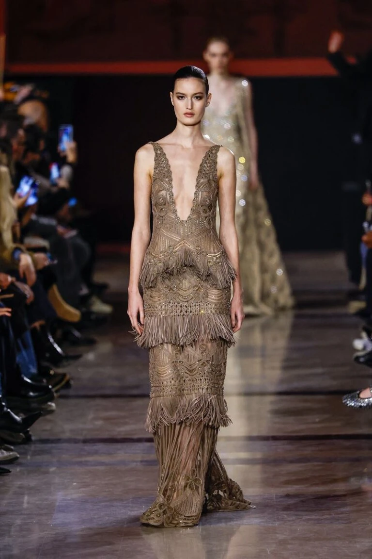 Desfile Elie Saab, colección Haute Couture primavera verano 2026