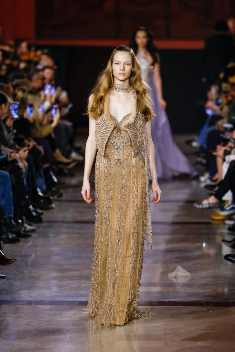 Desfile Elie Saab, colección Haute Couture primavera verano 2026