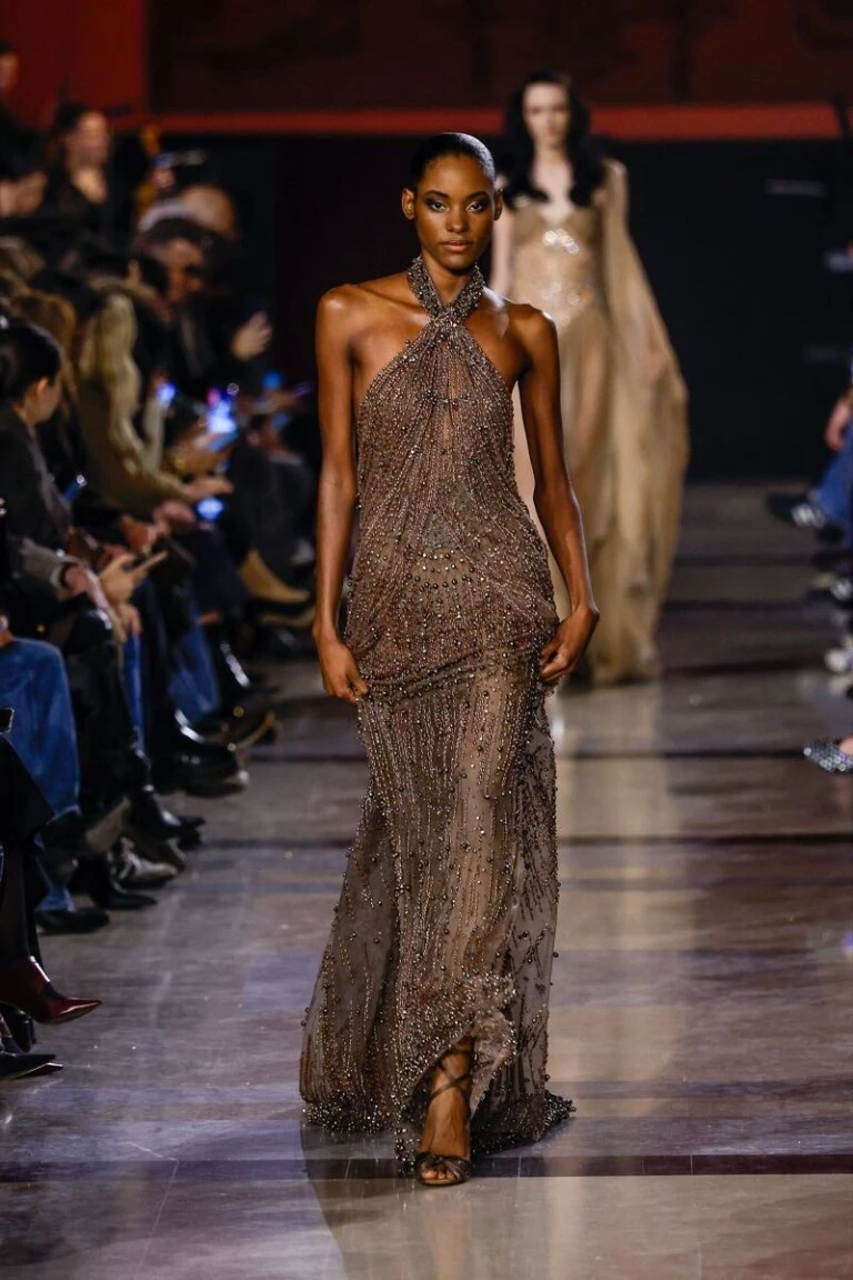 Desfile Elie Saab, colección Haute Couture primavera verano 2026