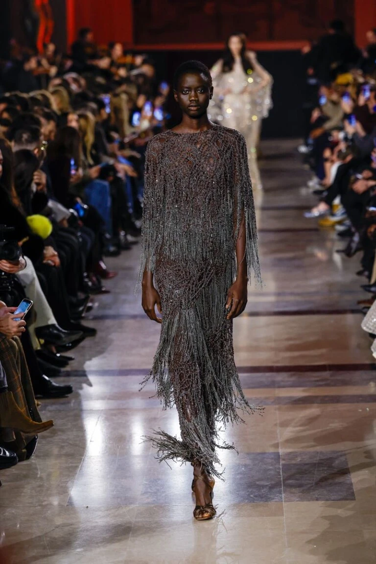 Desfile Elie Saab, colección Haute Couture primavera verano 2026