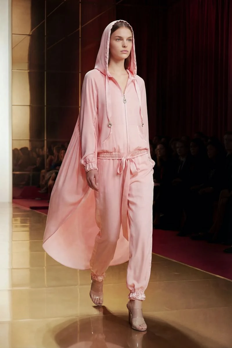 Alexis Mabille, colección Haute Couture primavera verano 2026 en París.