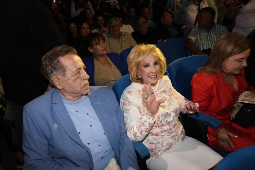 Mirtha Legrand hizo su primera salida del verano y fue a ver a Fátima Florez en Mar del Plata