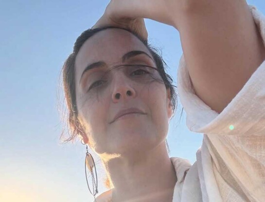 Julieta Díaz, enamorada otra vez: las fotos de sus vacaciones en Mar Azul con su nuevo novio