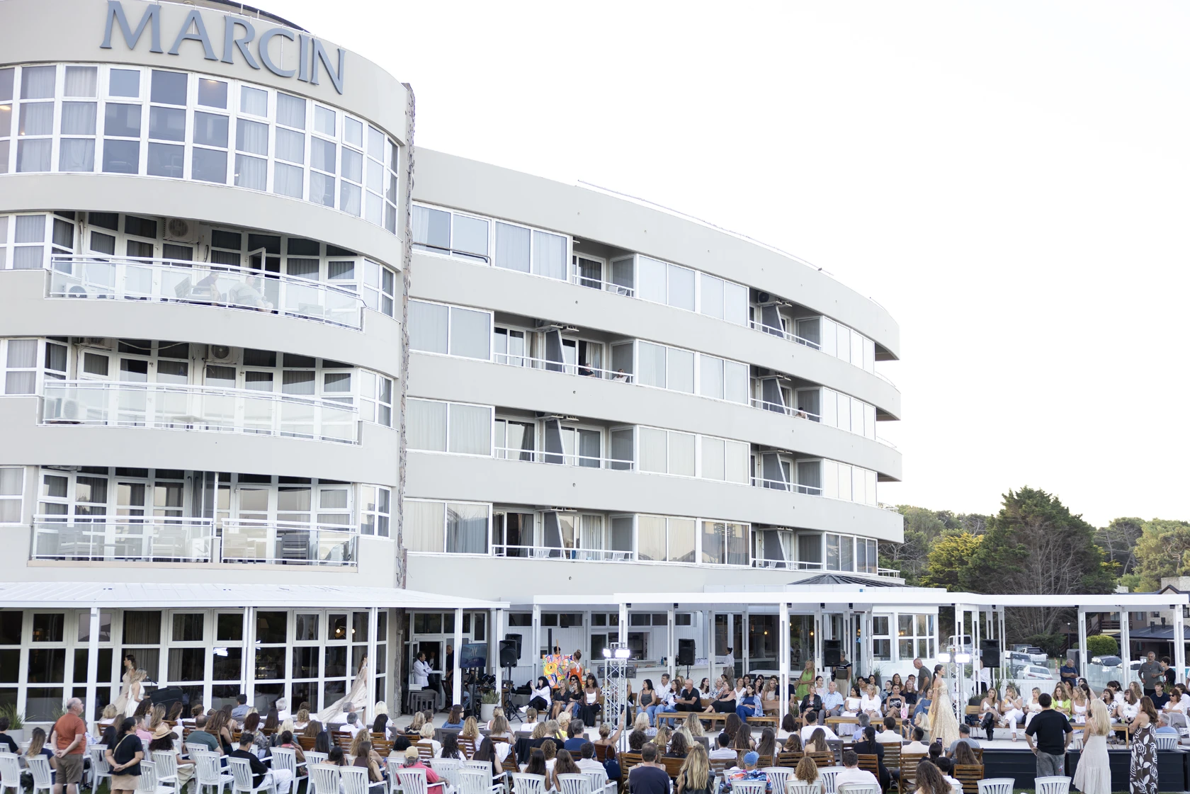 Cariló está de moda 2026 en el Hotel Marcín.