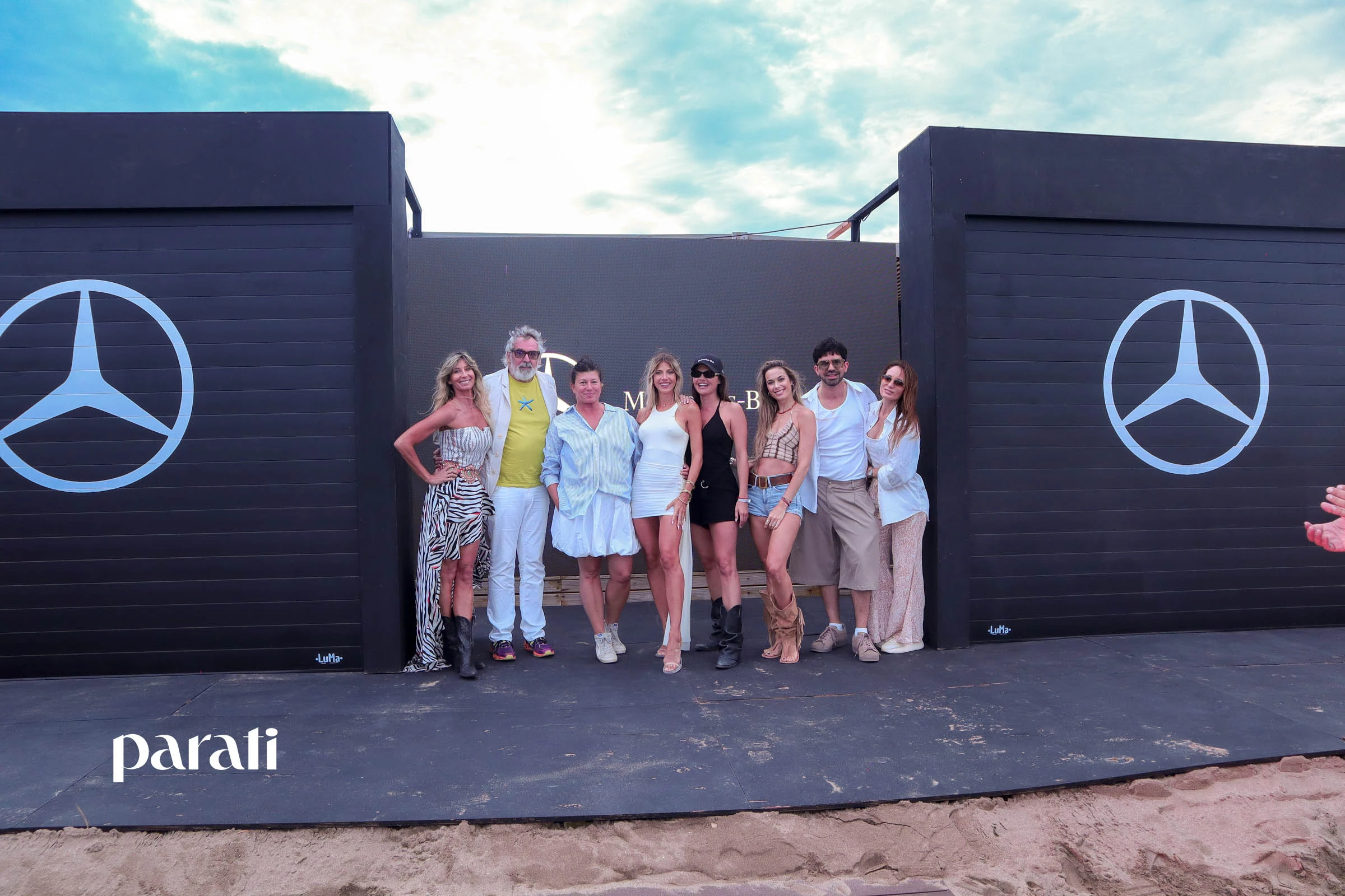 Soledad Solaro, Benito Fernández, Cale Ruggeri, Sofía Jiménez, Chechu Bonelli y Max Jara en Mercedes Benz Fashion Beach.