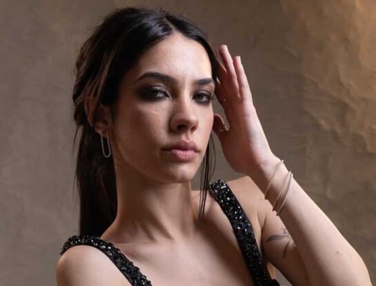 Morena Echarri mostró fotos de sus vacaciones en la playa: relax con amigas