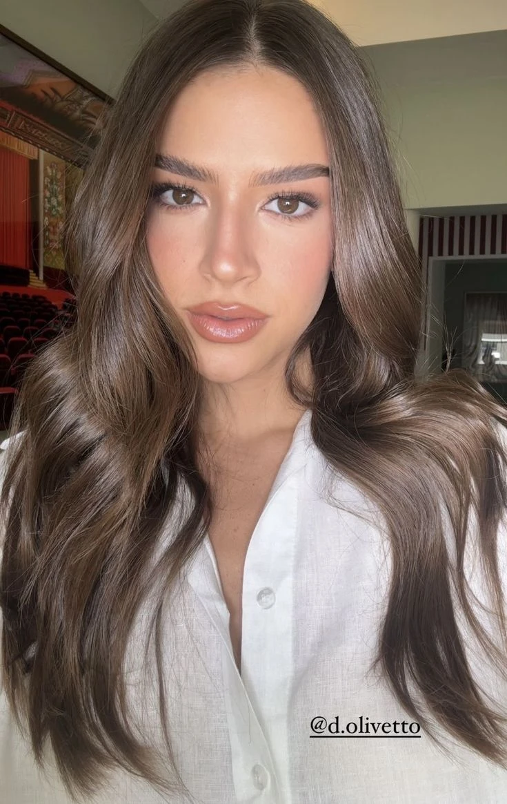 castaño natural profundo