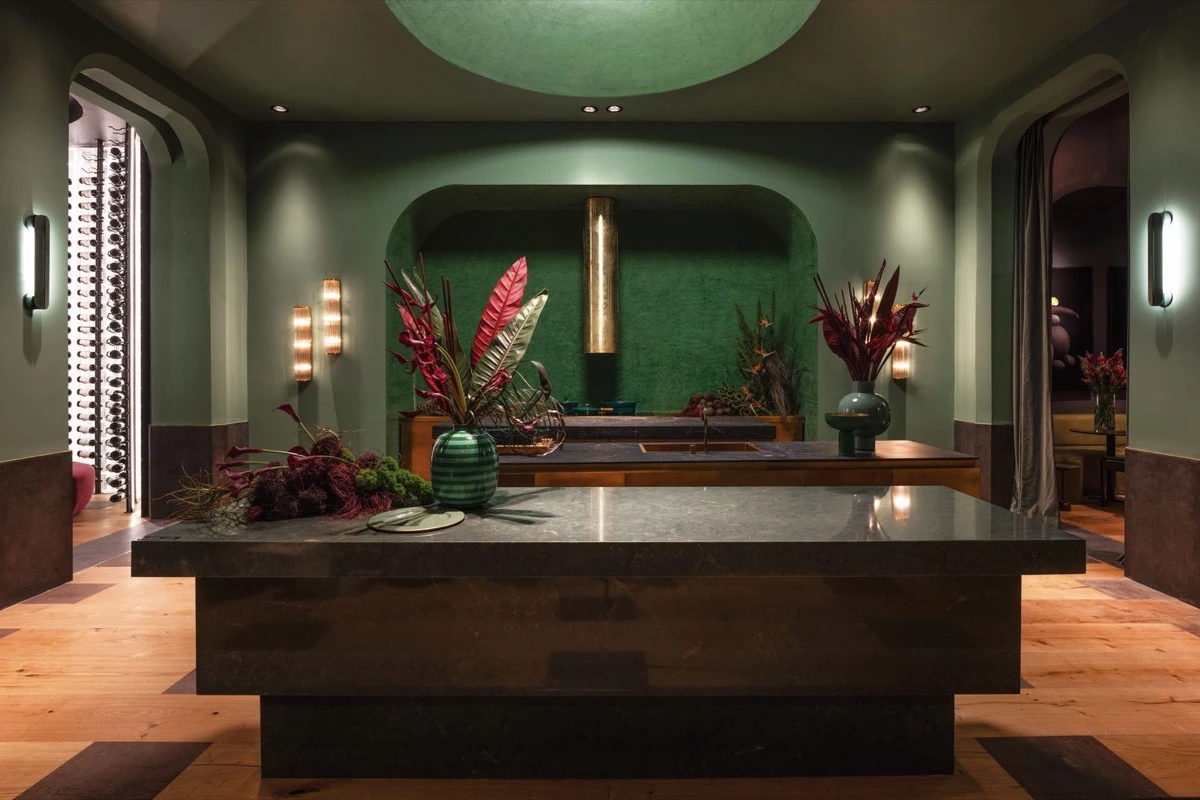 El Grand Hotel de Gaby López Monzón en Casa FOA anticipaba el el Neo Déco. 