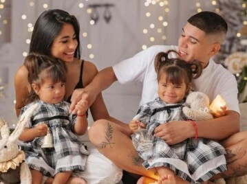 Las estrictas condiciones de Daniela Celis y Thiago Medina para buscar una niñera para sus gemelas