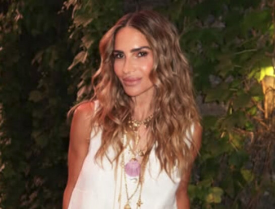 María Vázquez impone las bermudas como la prenda más versátil del verano en Punta del Este