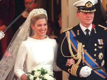 Máxima vestida de novia by Valentino