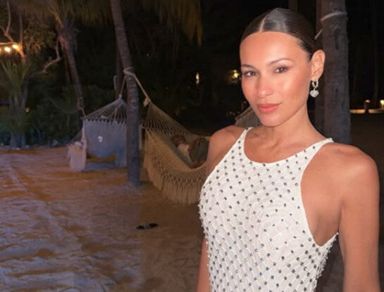 Pampita apostó por la comodidad en una noche de verano y marcó tendencia