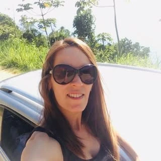 Luciana Klein Helfstein (39) y su hijo Arthur Klein Helfstein Alves (11) murieron mientras se bañaban en la pileta de un hotel en Maragogi