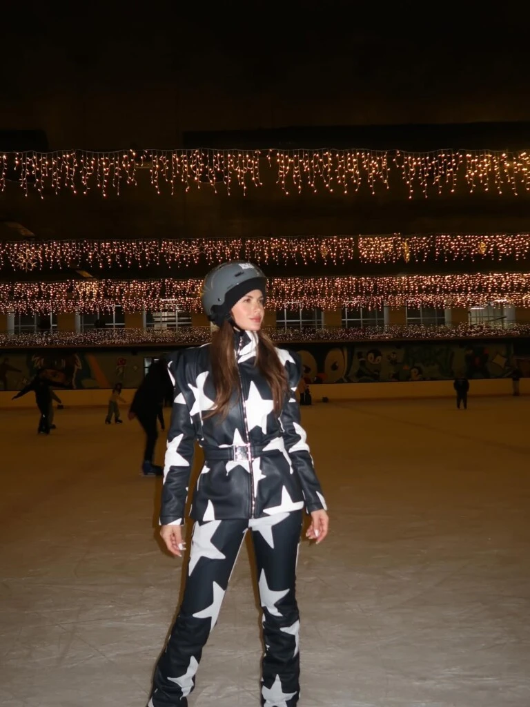 La China disfrutando del invierno en Estambul. Foto: IG