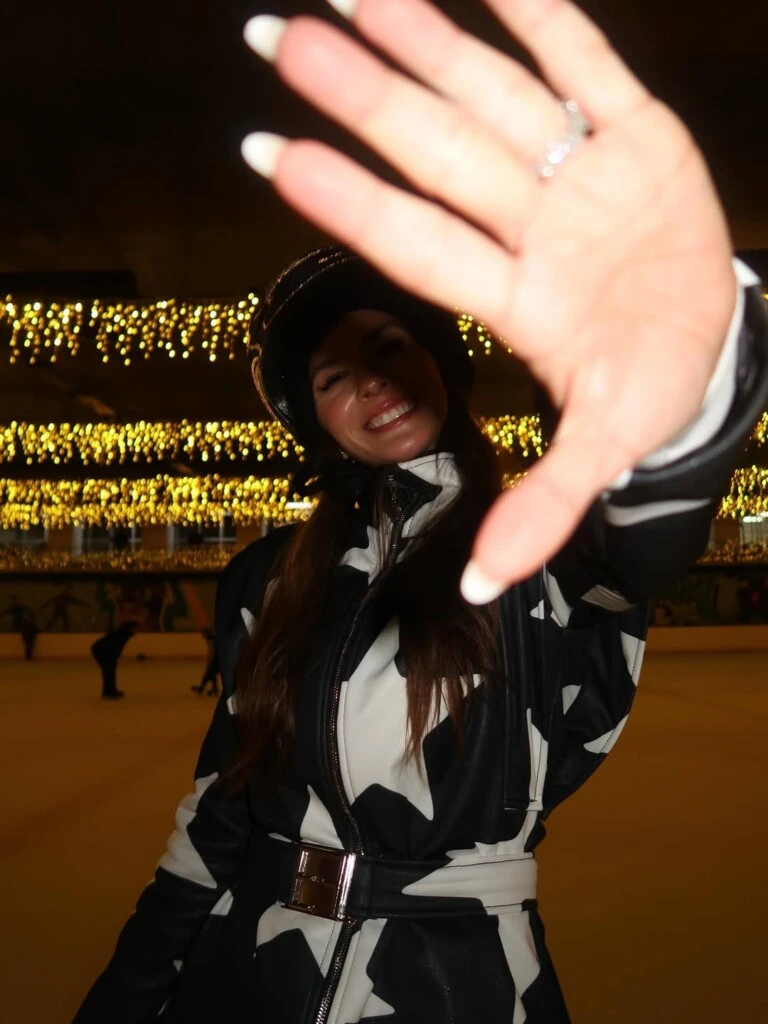 La China disfrutando del invierno en Estambul. Foto: IG