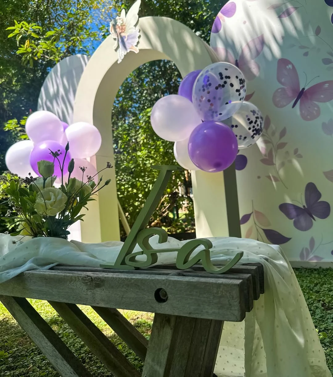 Hubo una decoración floral y una estética rústica. Fotos:IG.