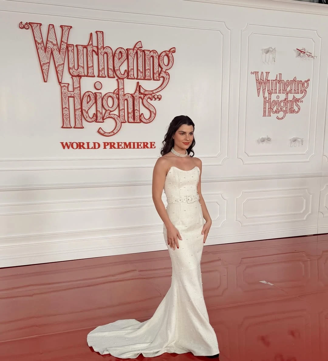 Agustina Palma, la actriz argentina que brilló en la alfombra roja de Cumbres borrascosas