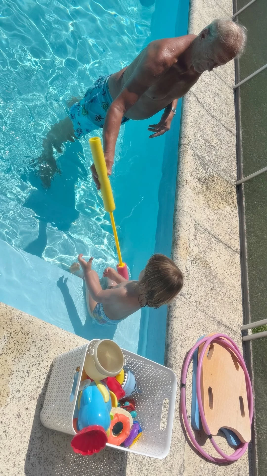 Nicole Neumann mostró la visita del abuelo materno de sus hijos y el plan distinto que eligió Indiana Cubero