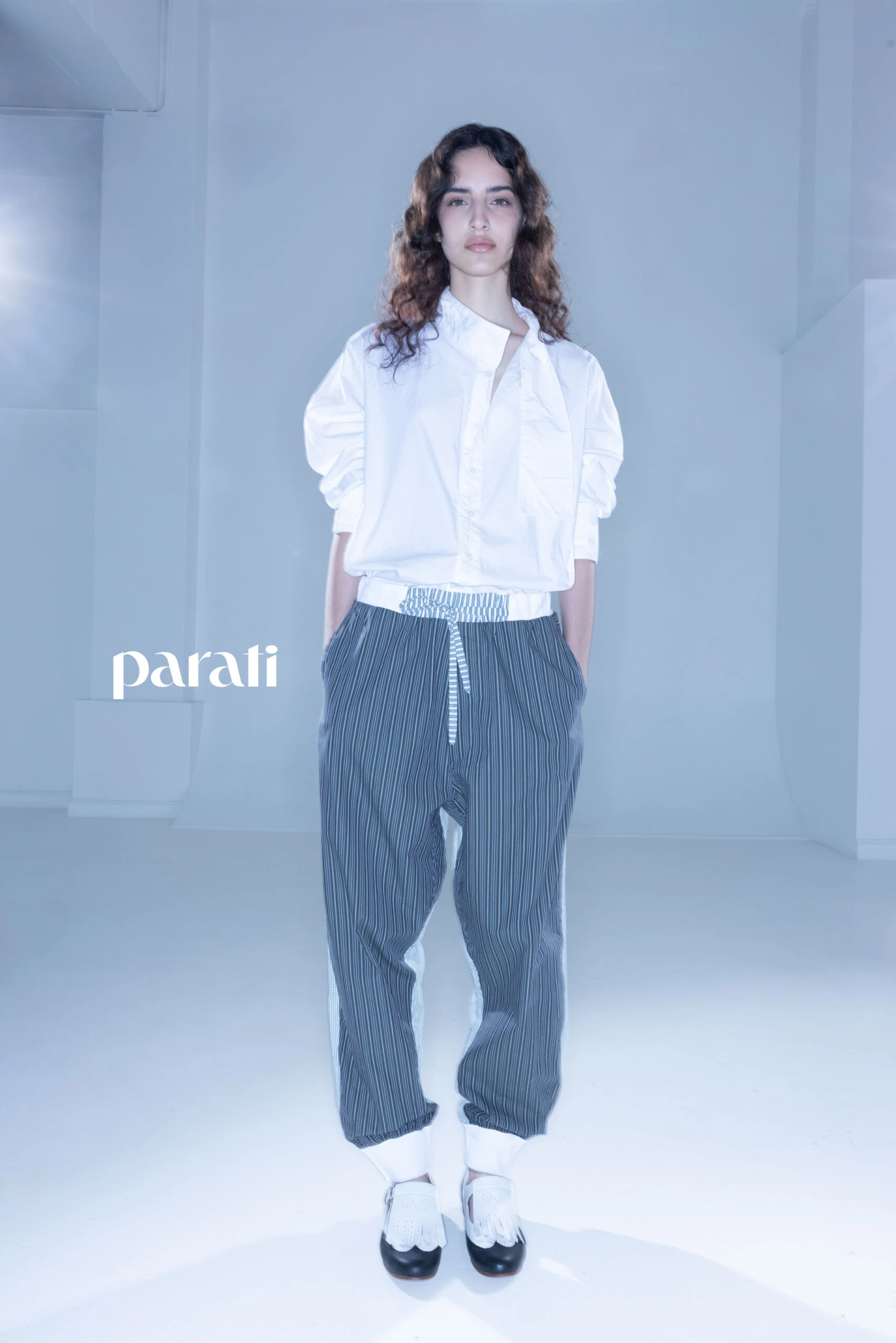 Camisa con corbatín y pantalón babucha combinado @jtbyjt