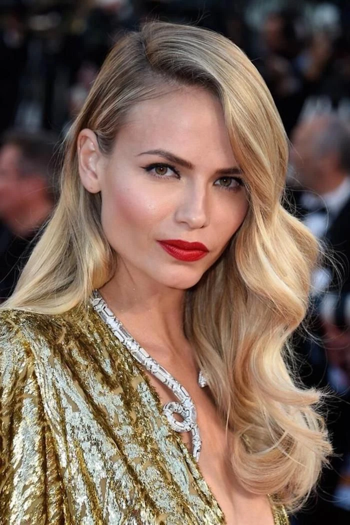 Tendencias de pelo 2026: el regreso de los peinados románticos y simples