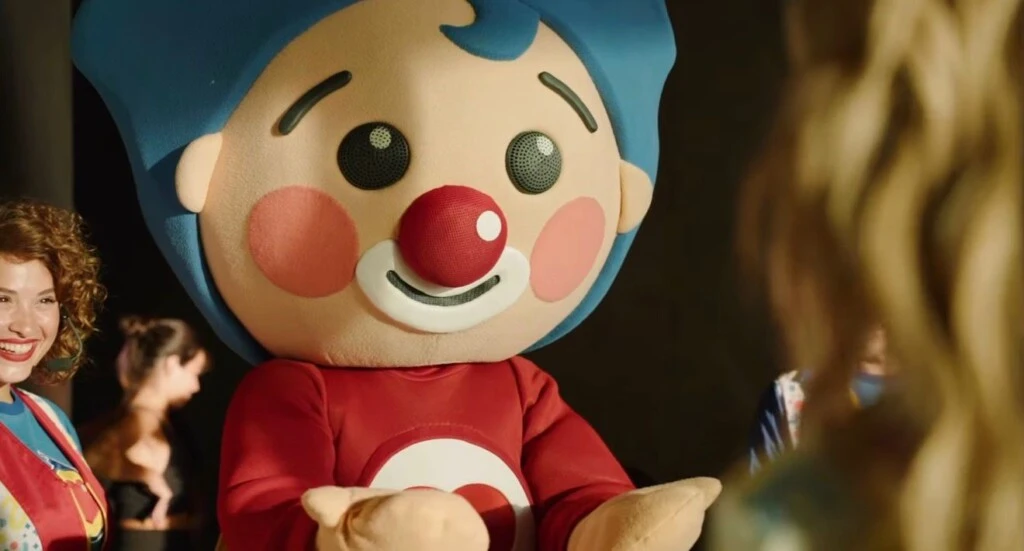 La celebración también incluyó un show de Plim Plim, un personaje muy querido por la cumpleañera.