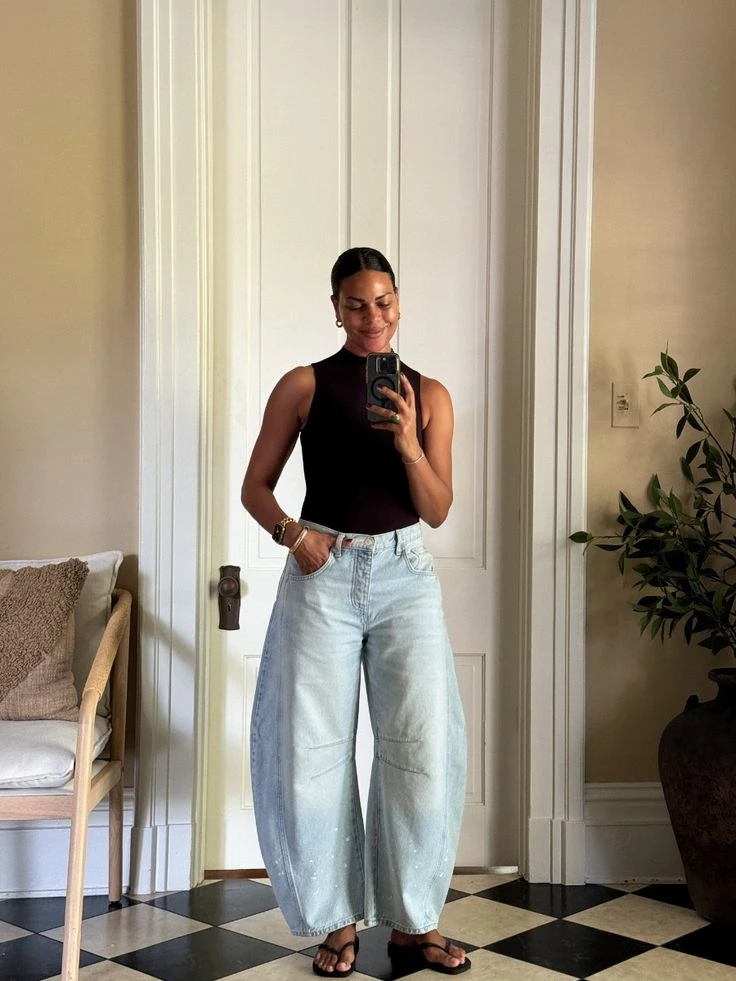 Estos jeans quedan bien con cualquier zapato.