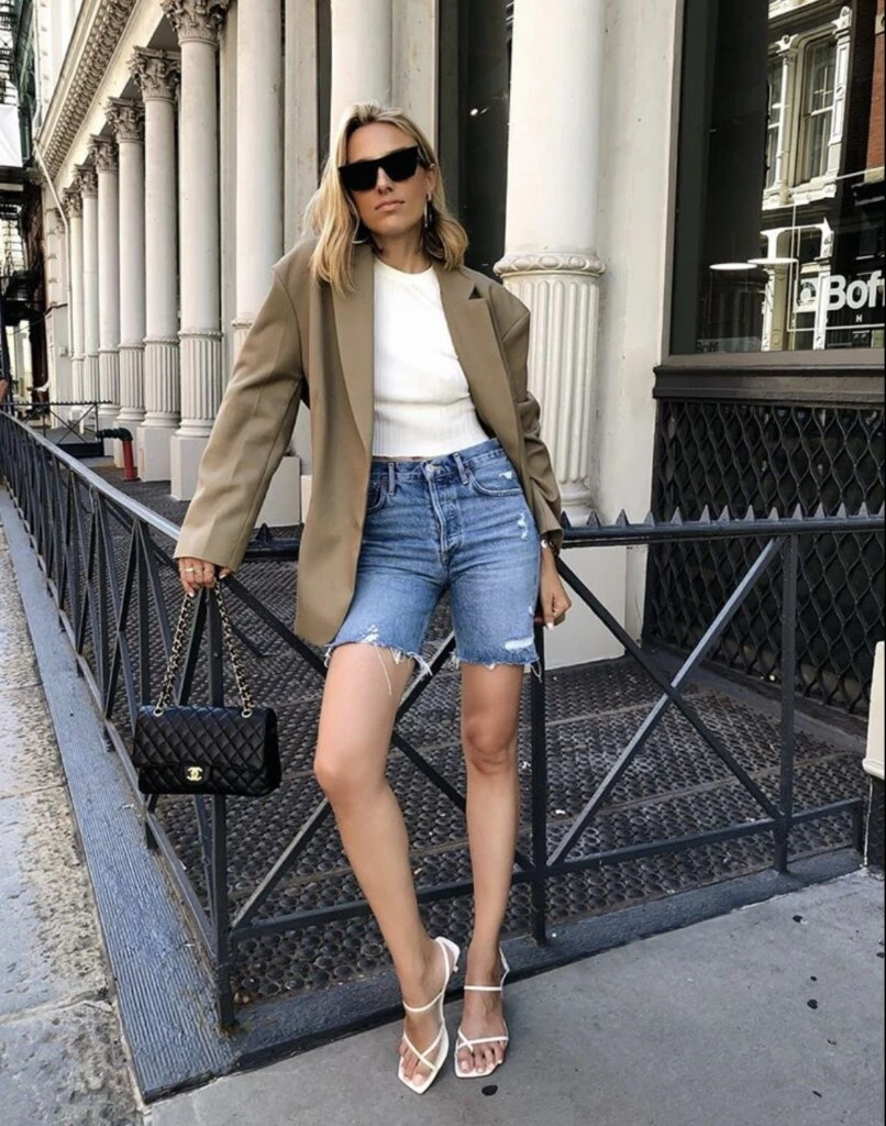 La bermudas de jean, la prenda estrella del verano.