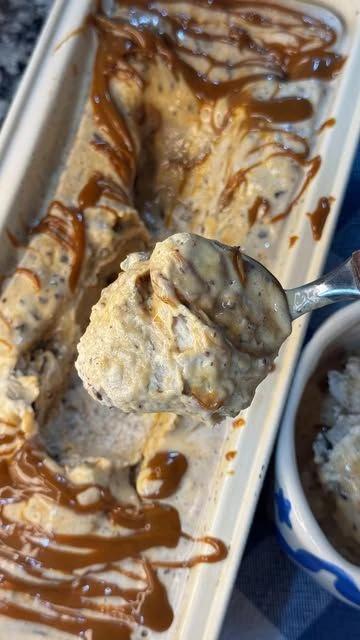 Helado de banana split. Foto: Pinterest