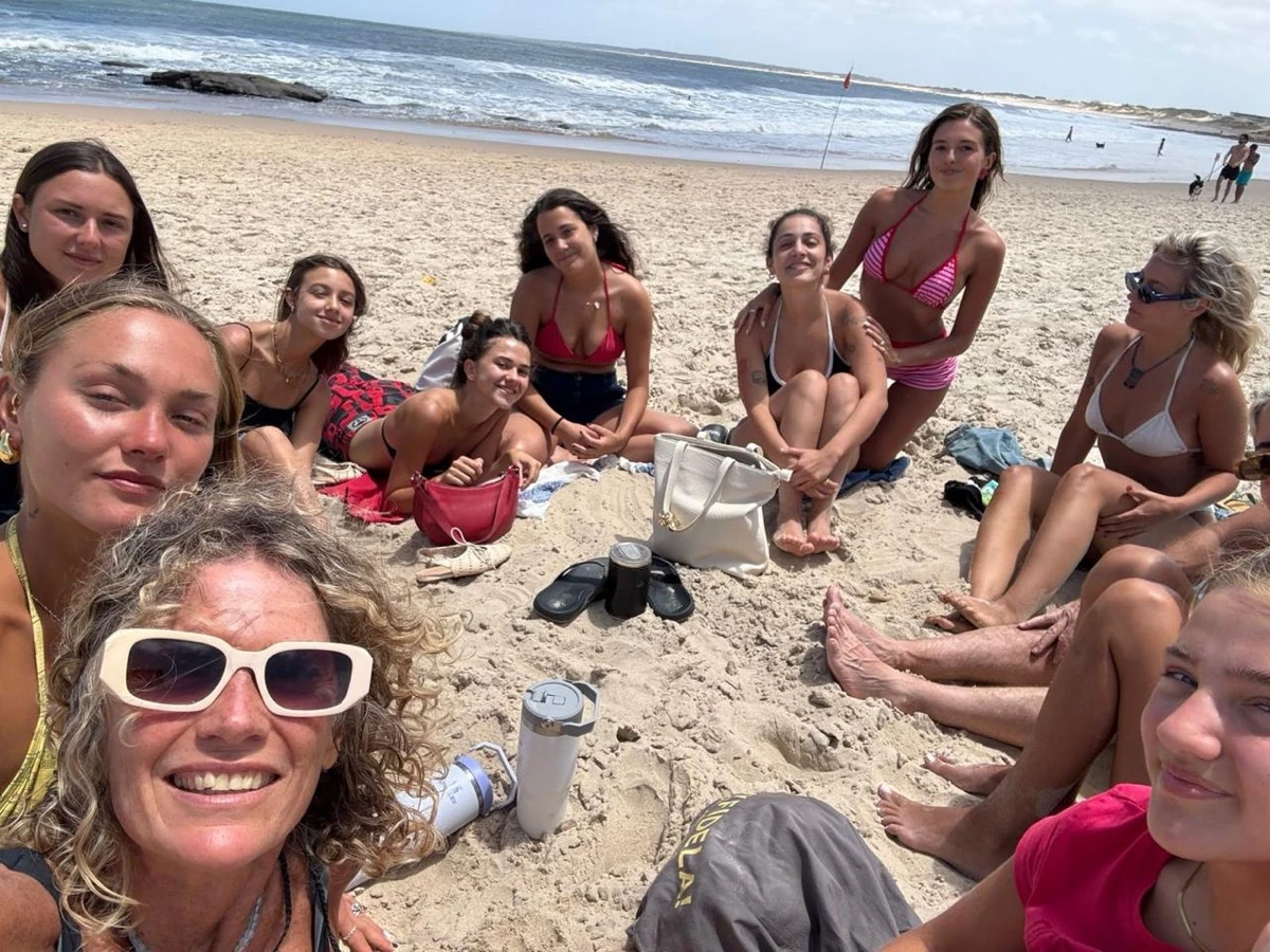 Las fotos íntimas de las vacaciones de Maru Botana y su familia en Punta del Este