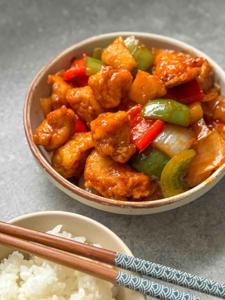 Pollo agridulce con ananá: la receta que siempre sale bien

